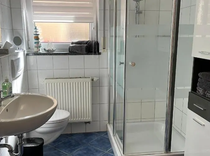 Mara * Ettringen (Rhineland-Palatinate)